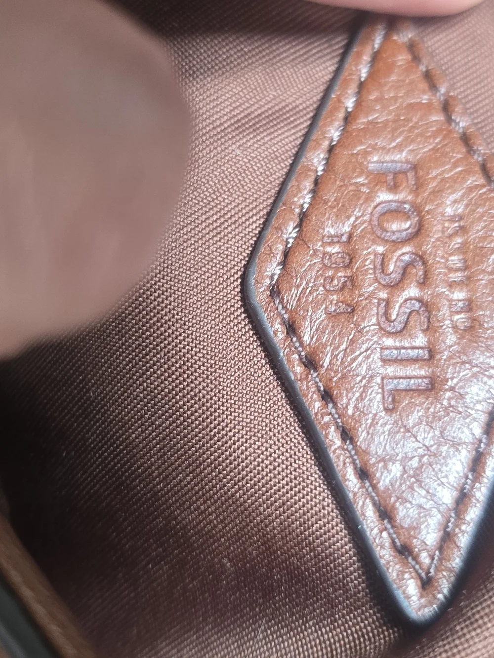 Fossil Harper Small Brown Leather Flap Crossbody Saddle Bag Purse with Key - Picture 6 of 13